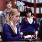 Анна Андрусенко (кадр из сериала «Закрытая школа»)