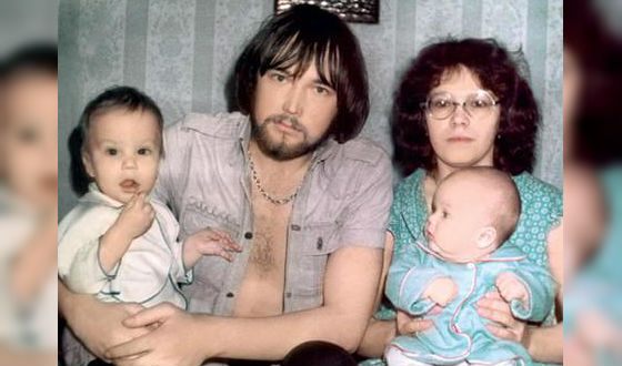 Братья Чадовы с родителями