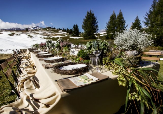 цвет свадьбы 2021, свадьба в зеленом цвете, организатор NOVA WEDDING